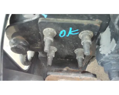 MACK CXU613 BUMPER BRACKET