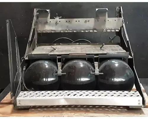 MACK CXU613 Battery BoxTray