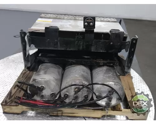 MACK CXU613 Battery Box