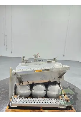 MACK CXU613 Battery Box