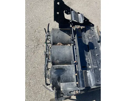 MACK CXU613 Battery Box