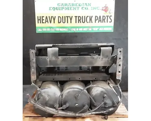 MACK CXU613 Battery Boxes
