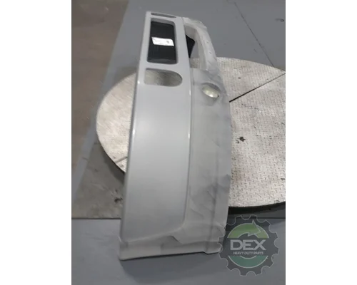 MACK CXU613 Bumper Assembly, Front