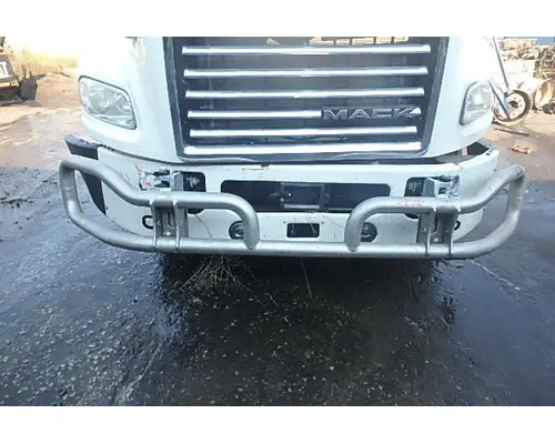 MACK CXU613 Bumper Assembly, Front