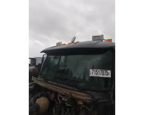 MACK CXU613 CAB CLIP