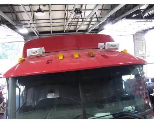 MACK CXU613 CAB CLIP