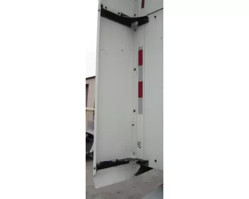 MACK CXU613 CAB EXTENSION
