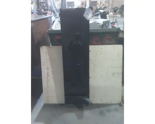 MACK CXU613 CAB EXTENSION