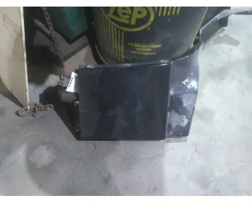 MACK CXU613 CAB EXTENSION