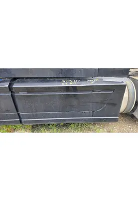 MACK CXU613 CAB SKIRT/SIDE FAIRING
