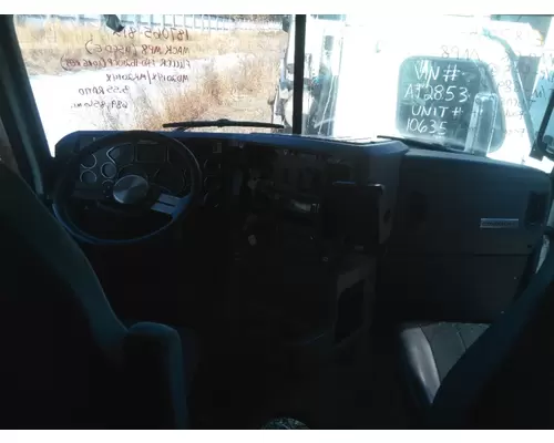 MACK CXU613 CAB