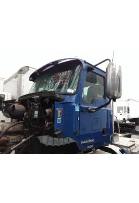 MACK CXU613 CAB