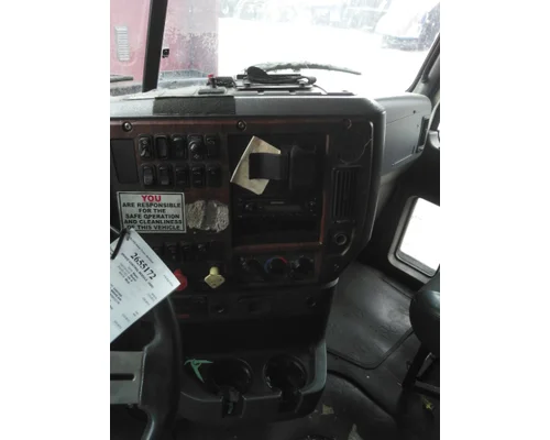 MACK CXU613 CAB
