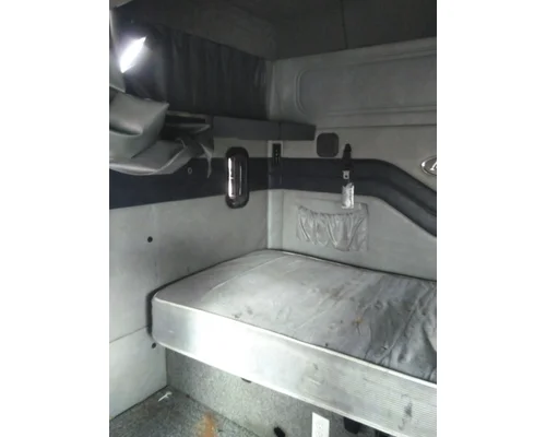 MACK CXU613 CAB