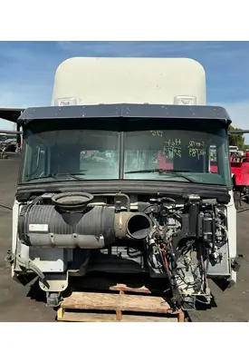 MACK CXU613 Cab Assembly