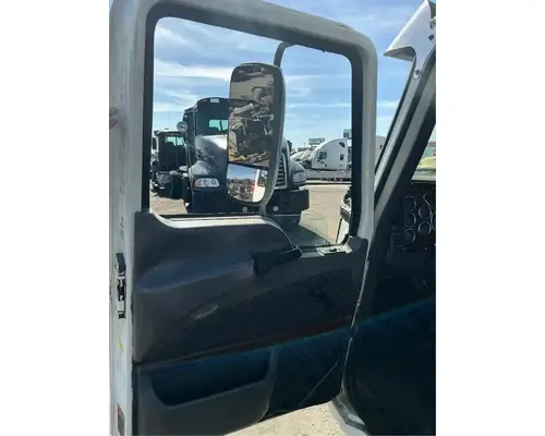 MACK CXU613 Cab Assembly