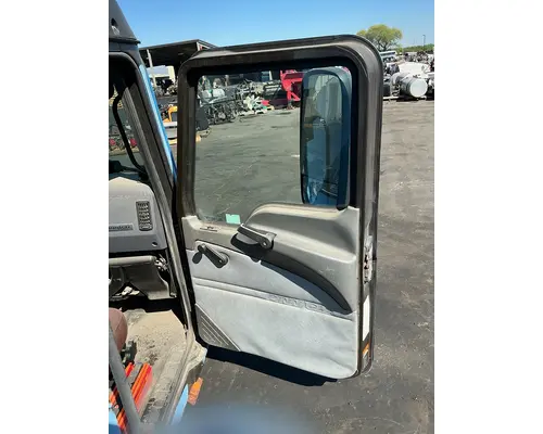 MACK CXU613 Cab Assembly