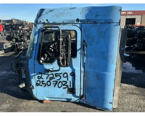 MACK CXU613 Cab Assembly