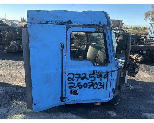 MACK CXU613 Cab Assembly