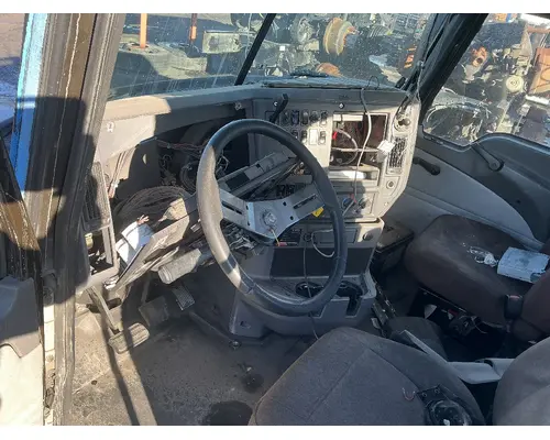 MACK CXU613 Cab Assembly