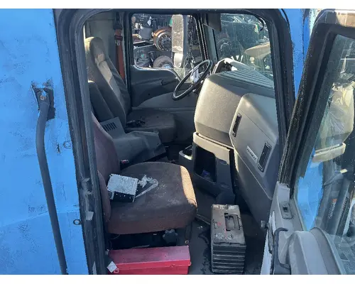 MACK CXU613 Cab Assembly