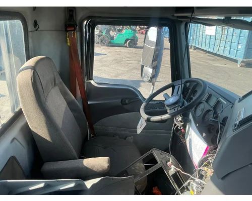 MACK CXU613 Cab Assembly