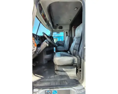 MACK CXU613 Cab Assembly