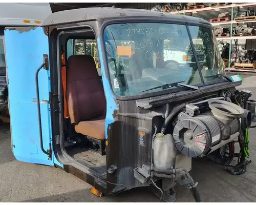 MACK CXU613 Cab Assembly