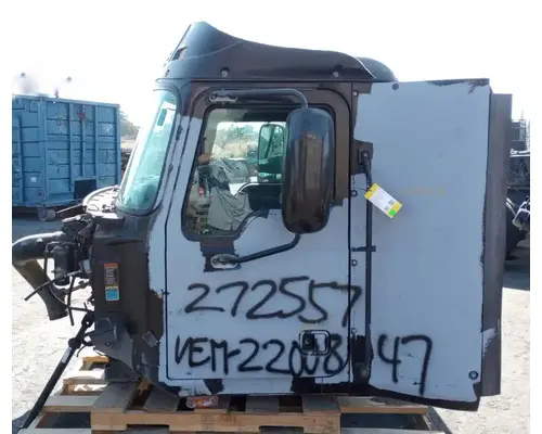 MACK CXU613 Cab Assembly