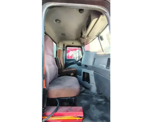 MACK CXU613 Cab Assembly