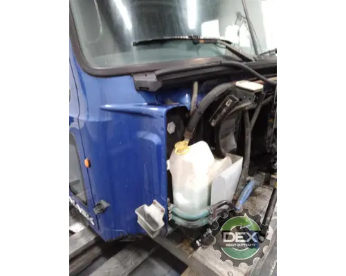 MACK CXU613 Cab