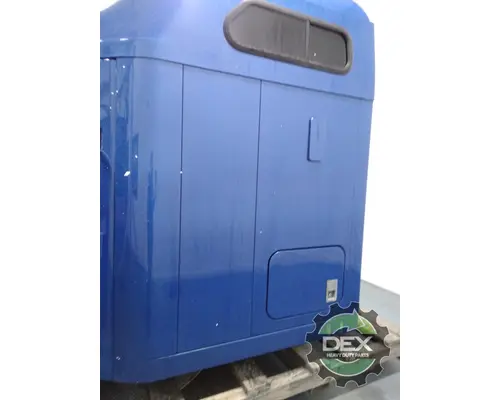 MACK CXU613 Cab