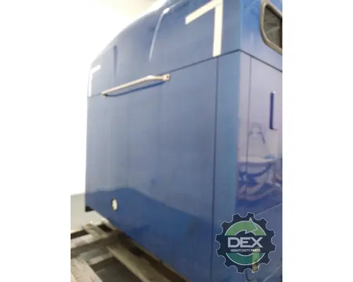 MACK CXU613 Cab