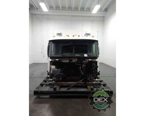 MACK CXU613 Cab