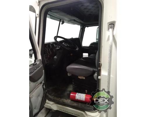 MACK CXU613 Cab
