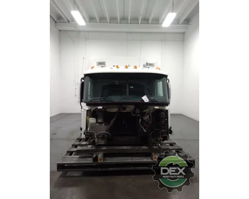 MACK CXU613 Cab
