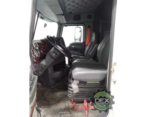 MACK CXU613 Cab