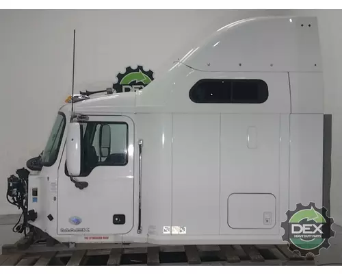MACK CXU613 Cab