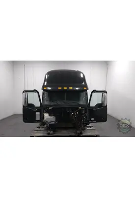 MACK CXU613 Cab