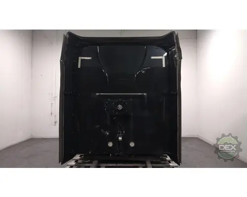 MACK CXU613 Cab