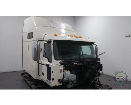 MACK CXU613 Cab