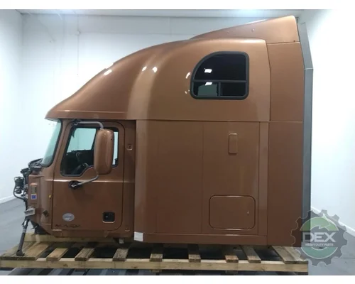 MACK CXU613 Cab