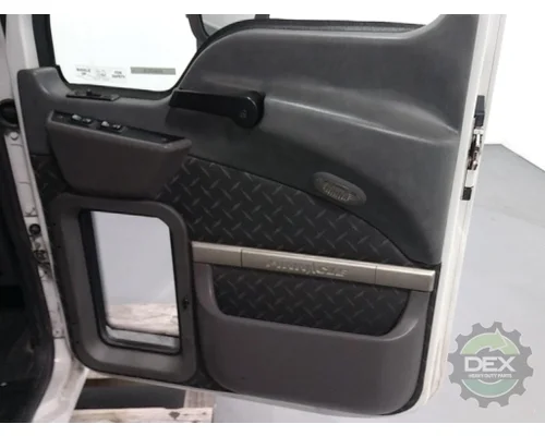 MACK CXU613 Cab