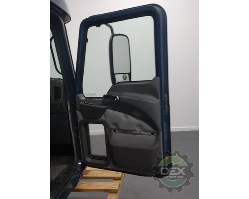 MACK CXU613 Cab