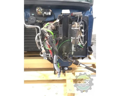 MACK CXU613 Cab