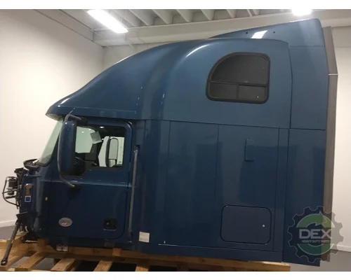MACK CXU613 Cab