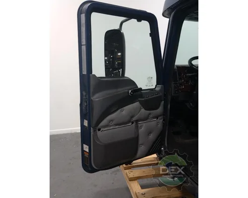 MACK CXU613 Cab