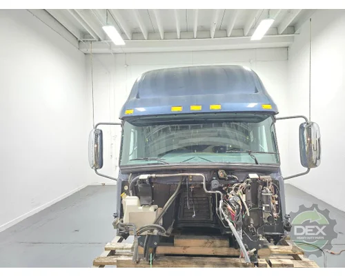 MACK CXU613 Cab