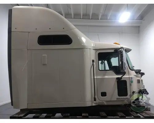 MACK CXU613 Cab