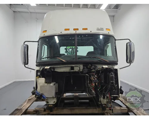 MACK CXU613 Cab